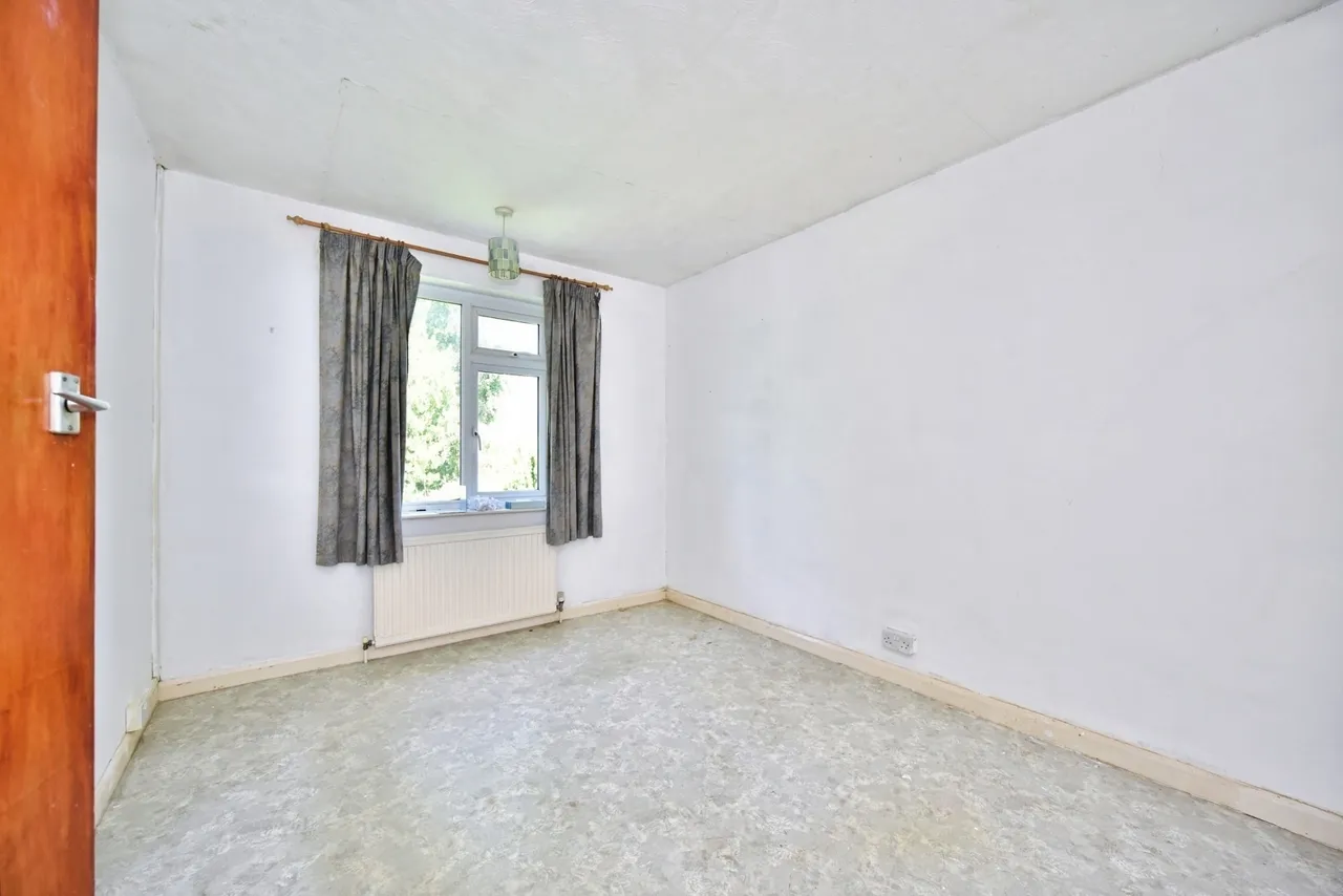 Pine Grove, Penenden Heath, MAIDSTONE, Kent, ME14, photo 12