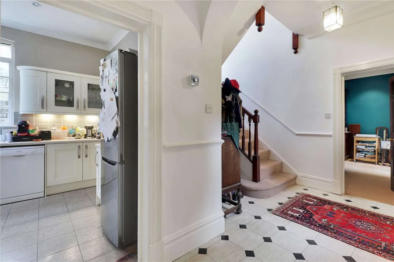 Broadwater Down, Tunbridge Wells, Kent, TN2 5NX, photo 6