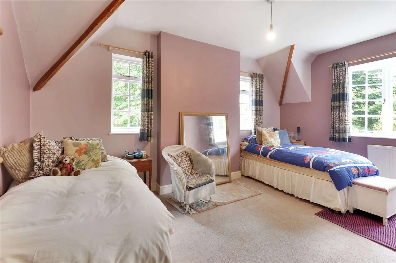 Broadwater Down, Tunbridge Wells, Kent, TN2 5NX, photo 12