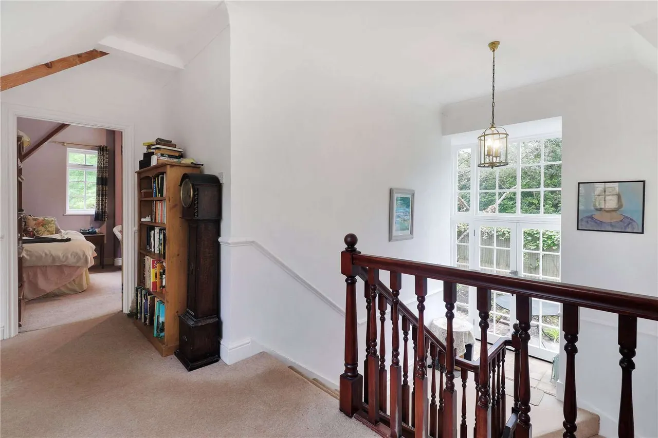 Broadwater Down, Tunbridge Wells, Kent, TN2 5NX, photo 9