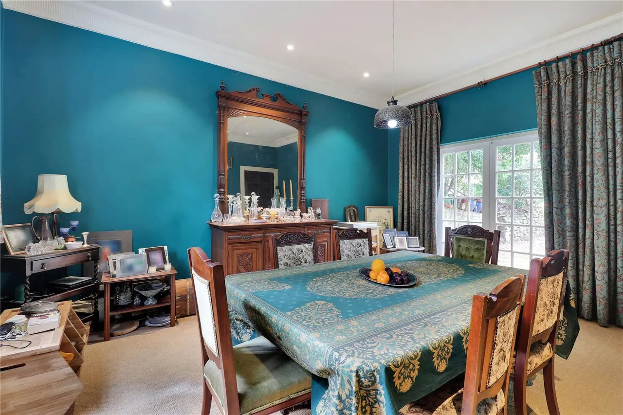 Broadwater Down, Tunbridge Wells, Kent, TN2 5NX, photo 3