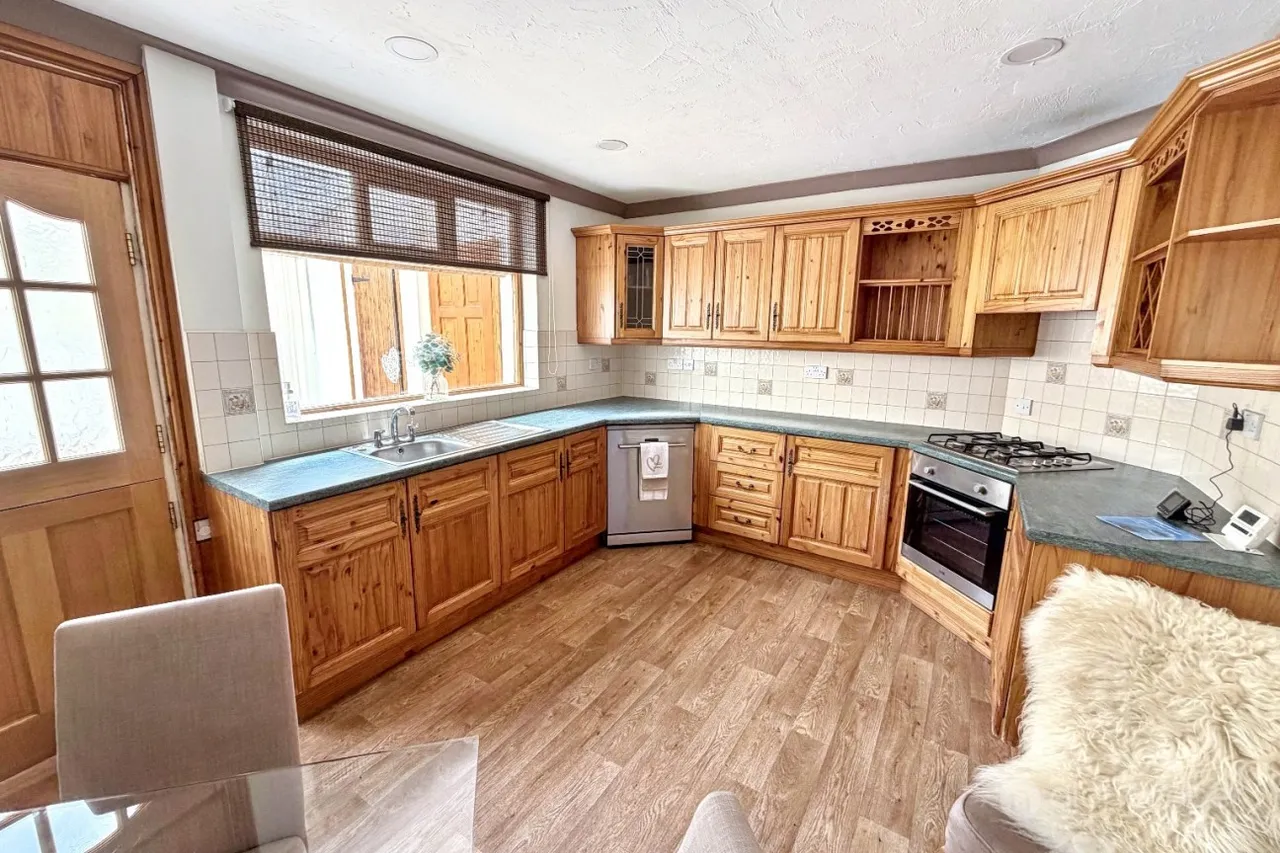 Wolvey Road, Bulkington, CV12, photo 6