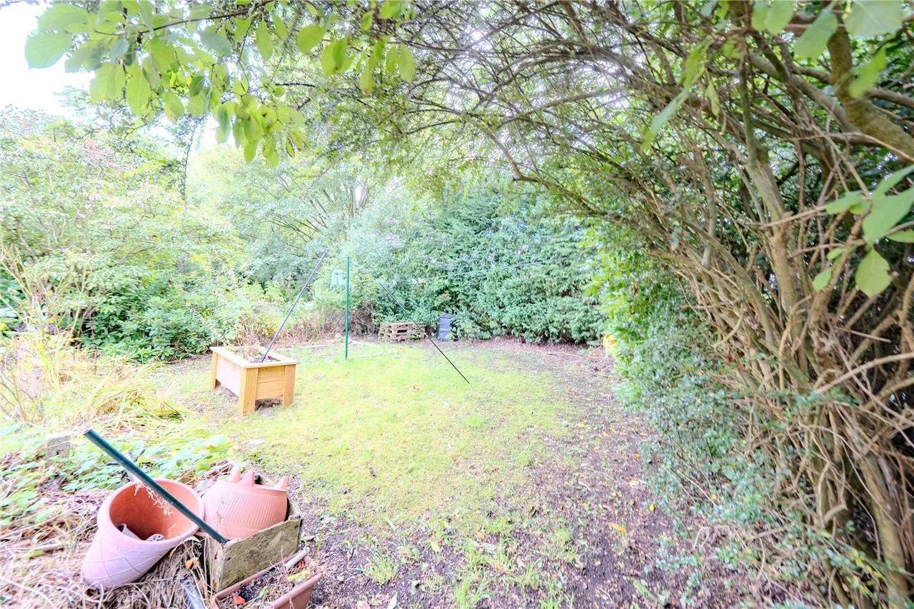 Tinshill Mount, Leeds, LS16, photo 8