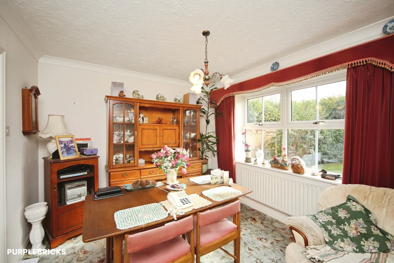 Johns Close, Studley, B80, photo 7