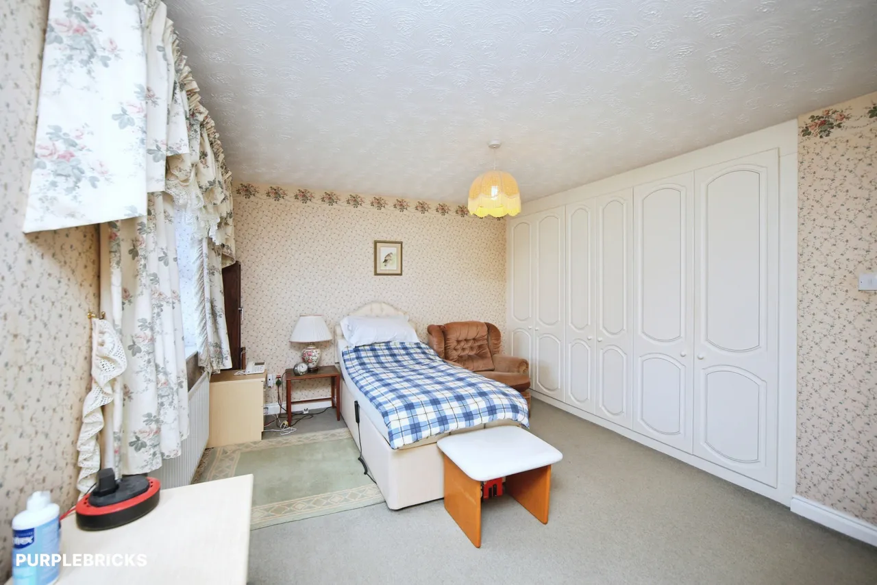 Johns Close, Studley, B80, photo 20