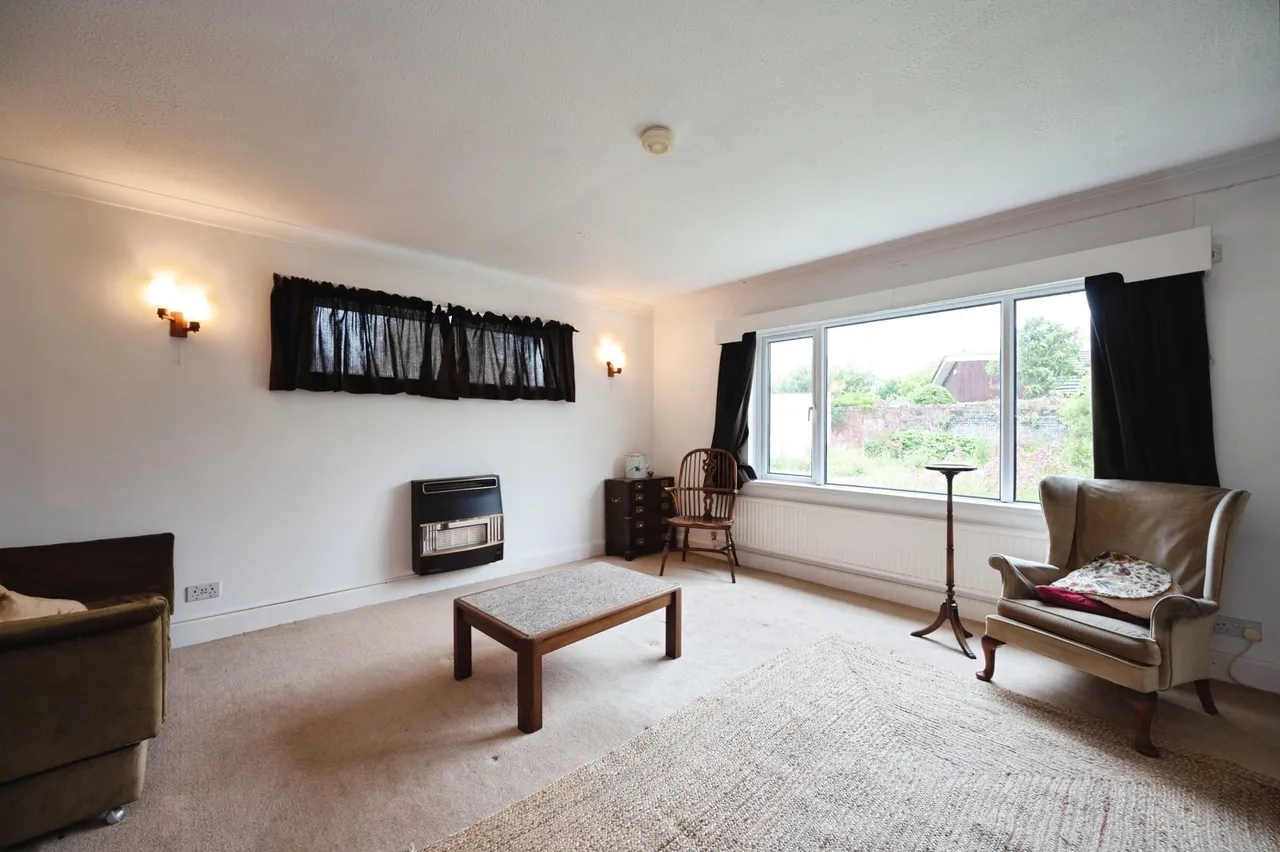 Hollow Lane, Hayling Island, PO11, photo 13
