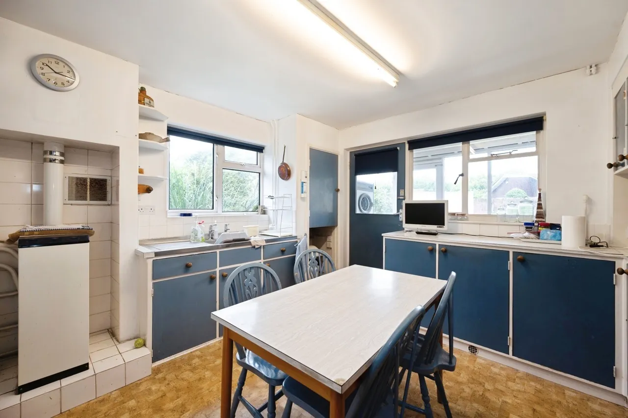 Hollow Lane, Hayling Island, PO11, photo 6