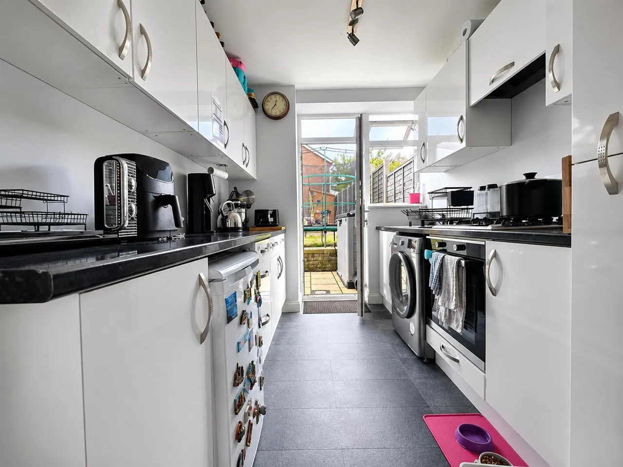Tomlin Road, Slough, photo 5