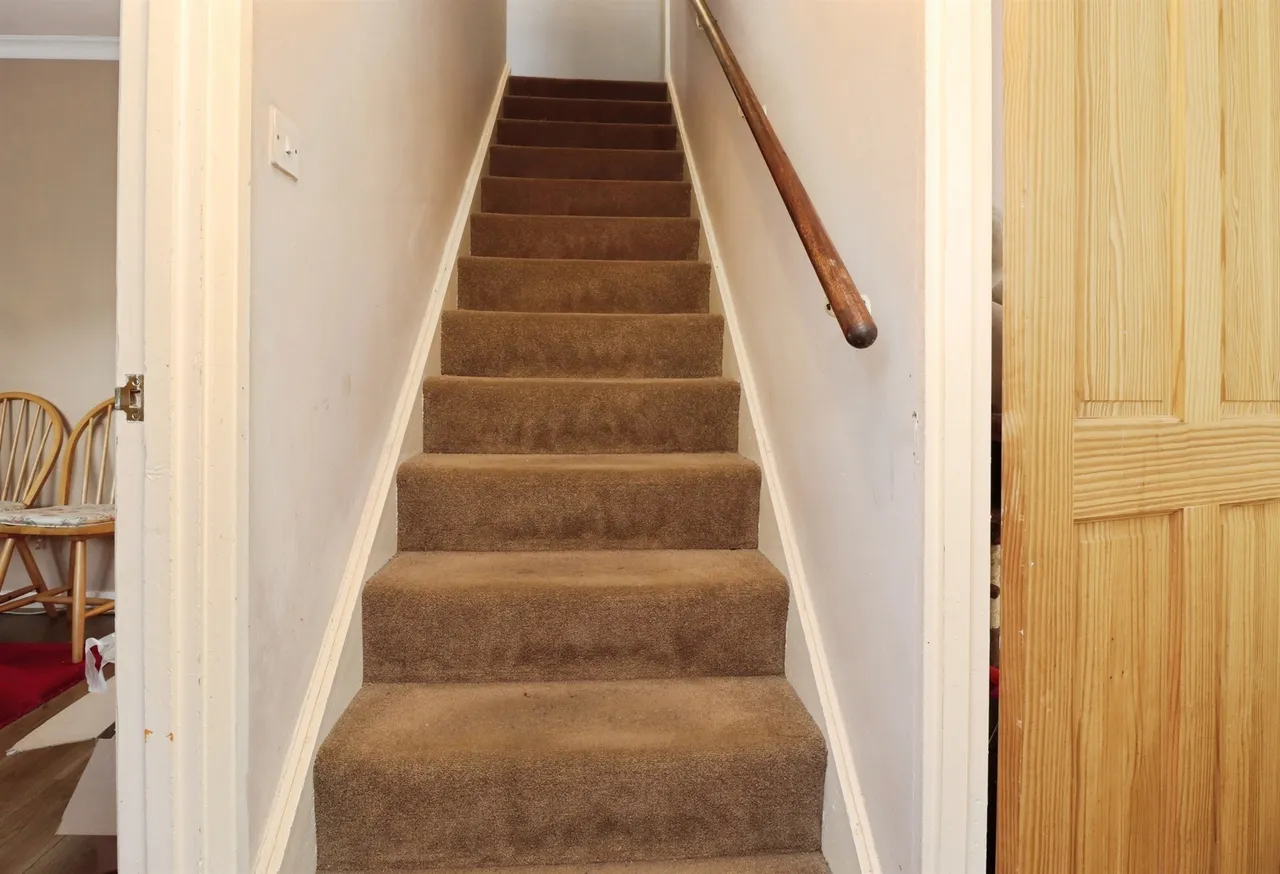 Alder Close, Desborough, NN14, photo 11