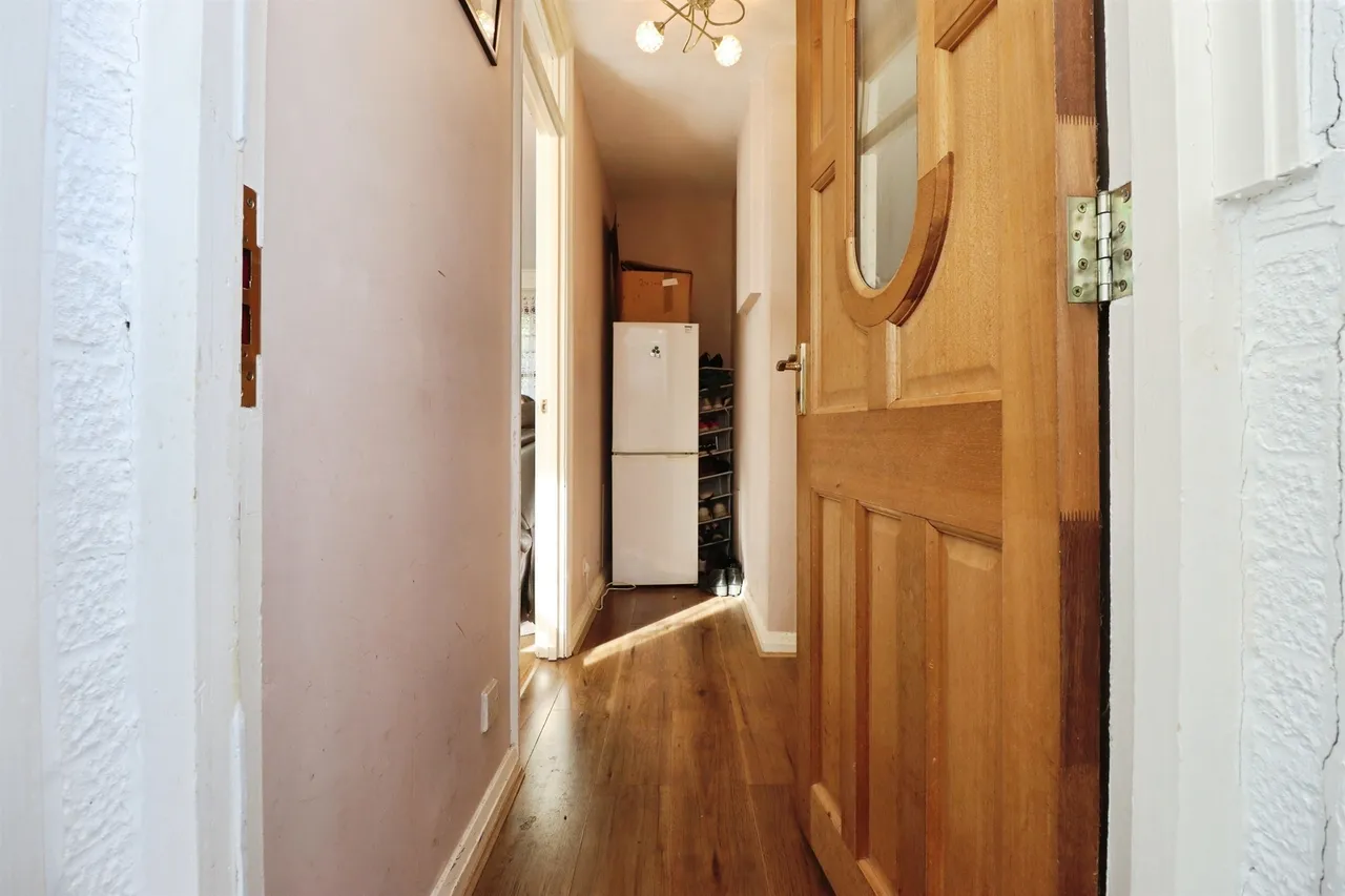 Alder Close, Desborough, NN14, photo 9