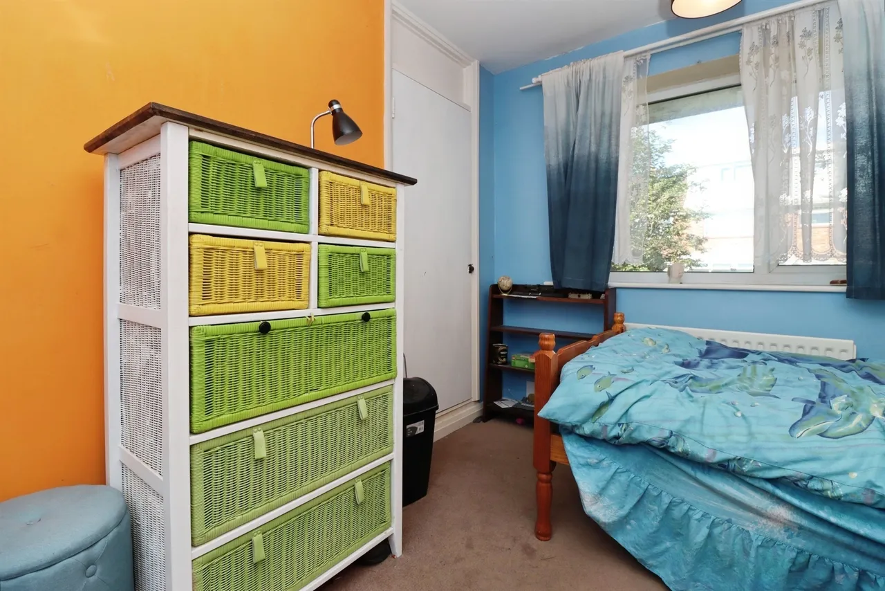 Alder Close, Desborough, NN14, photo 13