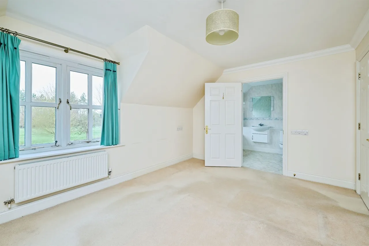 Carysfort Close, Peterborough, PE8, photo 8