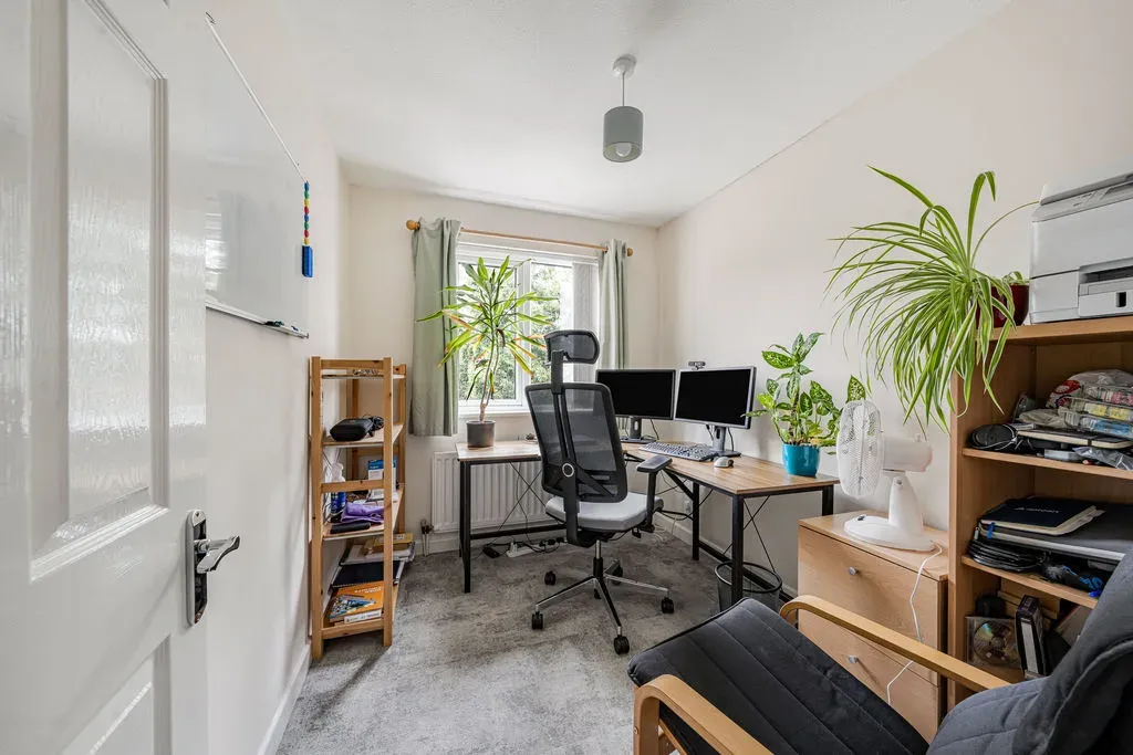 The Spinney, Bradwell, Milton Keynes, Buckinghamshire, MK13 9BX, photo 11
