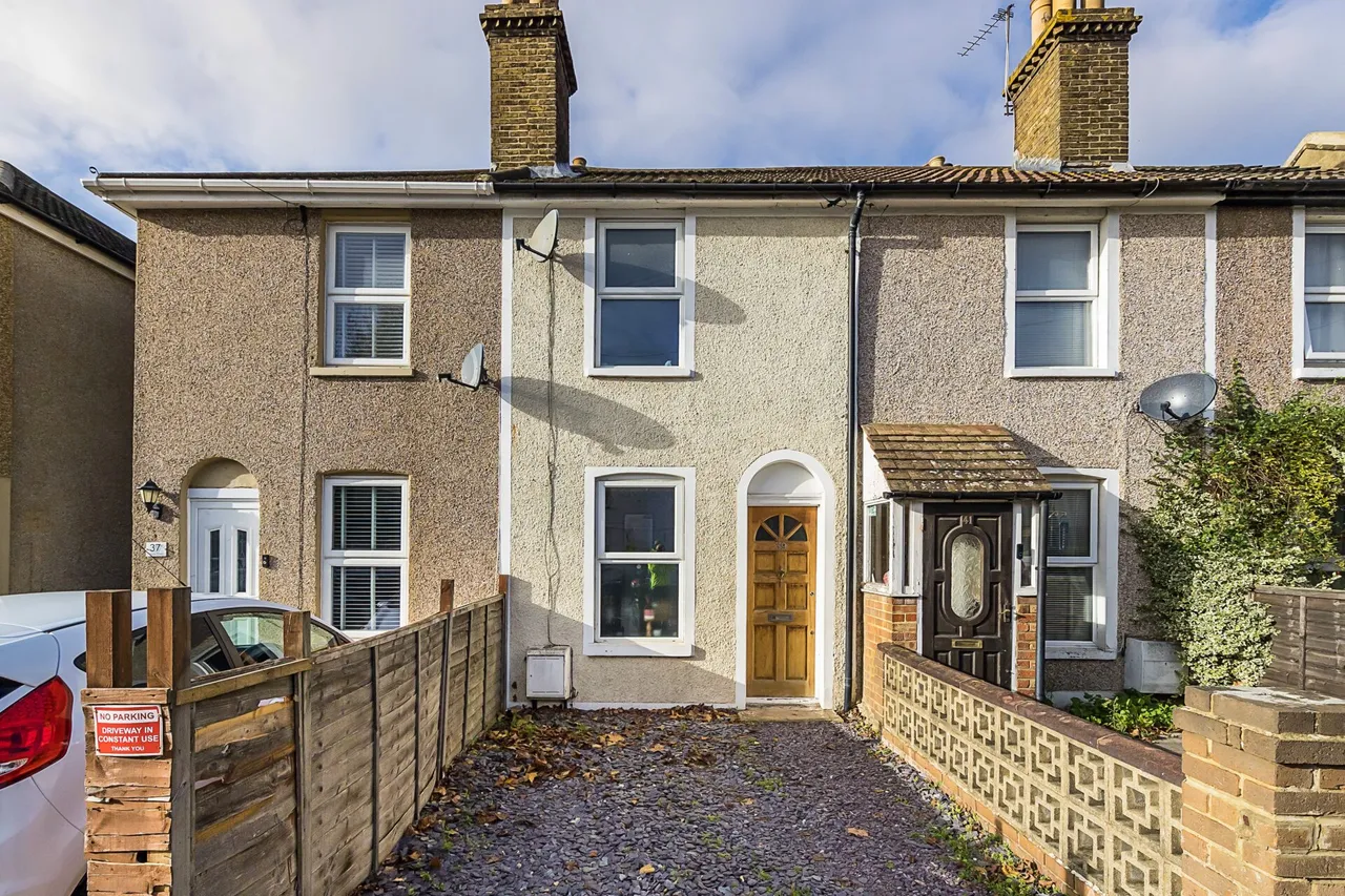 2 bed house for sale — Invicta Road, Dartford, Kent, DA2