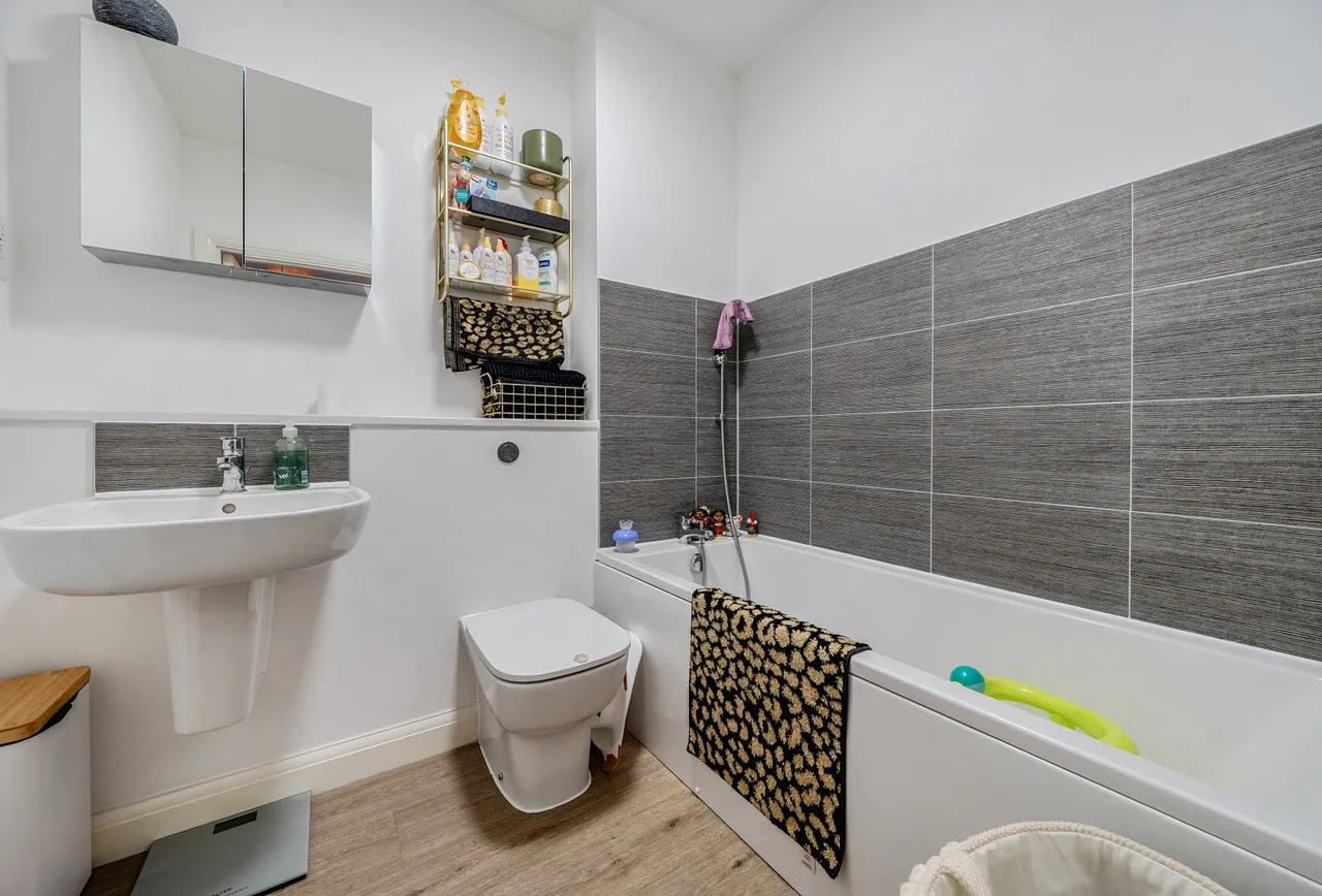Chessel Drive, Gloucestershire, Patchway, BS34 5UZ, photo 11