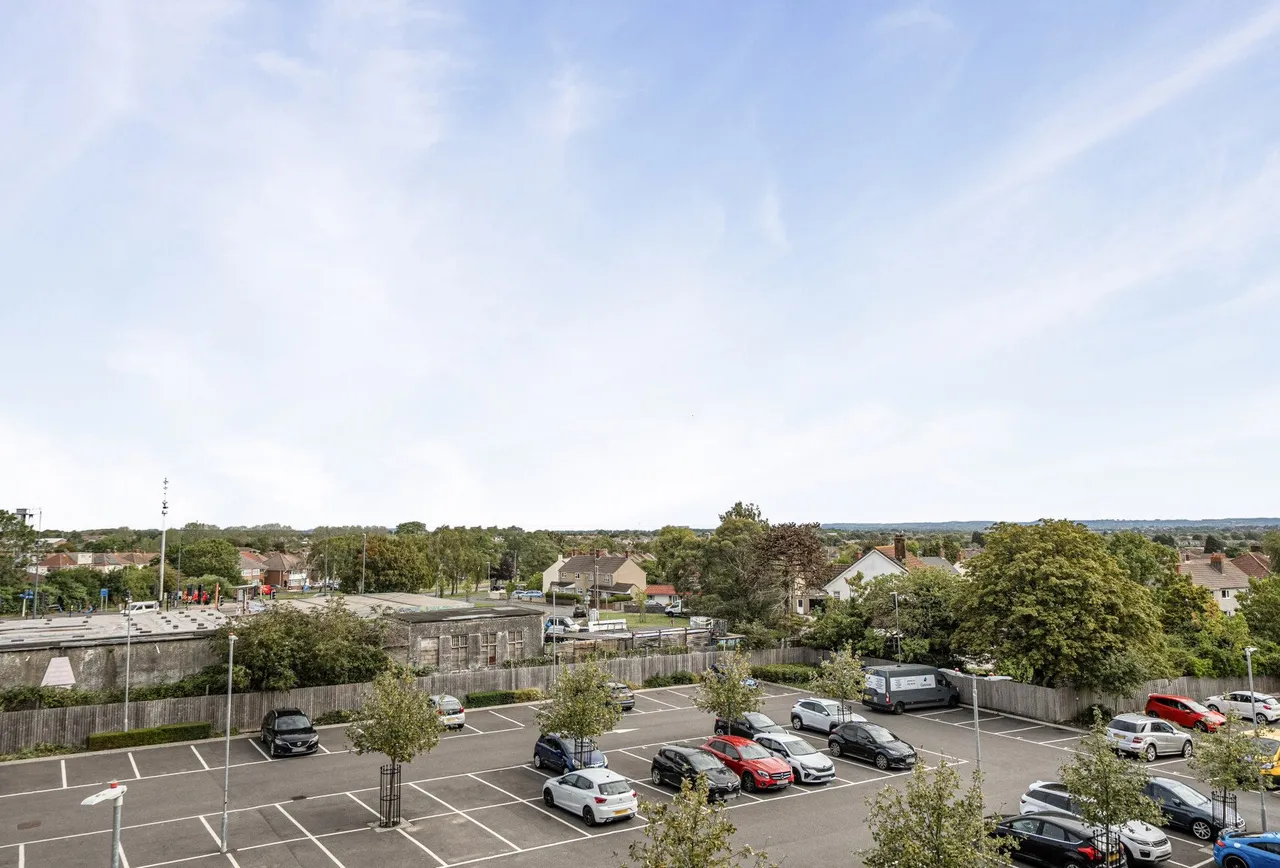 Chessel Drive, Gloucestershire, Patchway, BS34 5UZ, photo 13