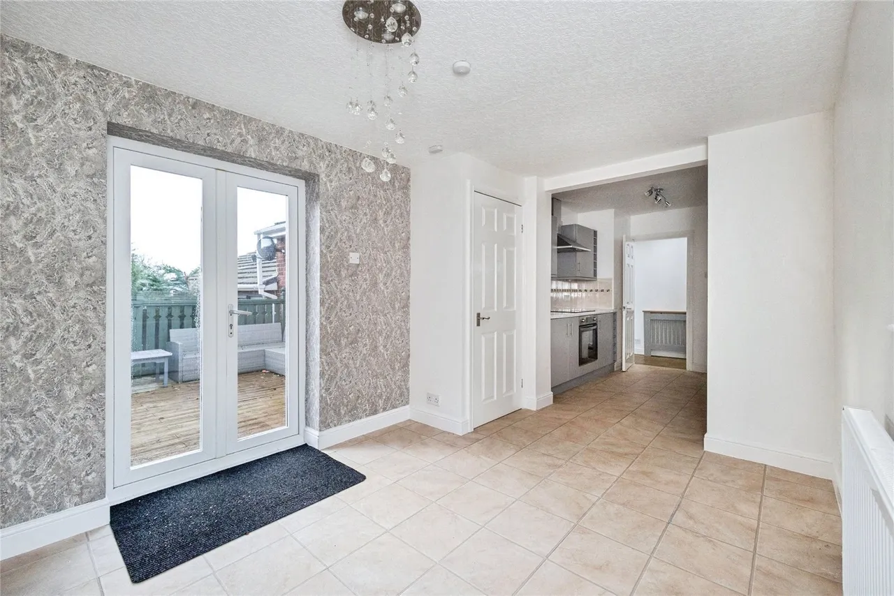 Redhill Drive, Bredbury, Stockport, Greater Manchester, SK6, photo 9
