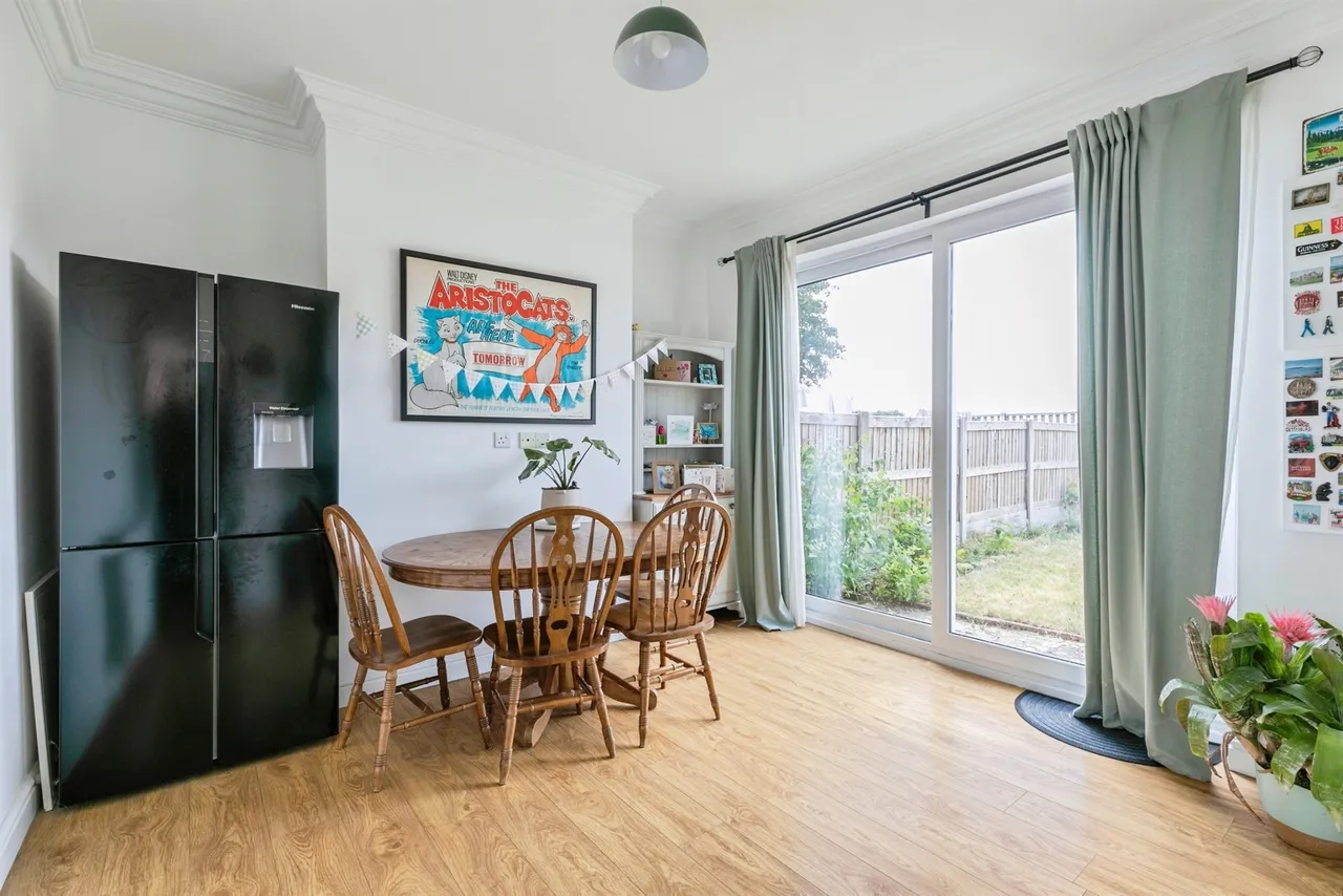 Pickhills Avenue, Goldthorpe, S63, photo 8