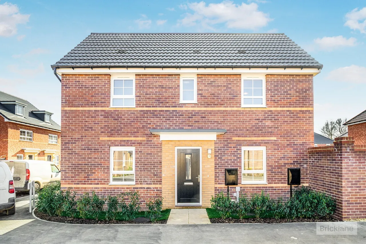3 bed house to rent, Almond Avenue, Whittlesey, PE7