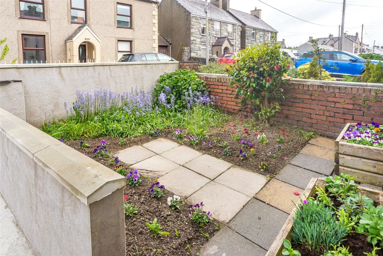 Station Road, Llanrug, photo 10