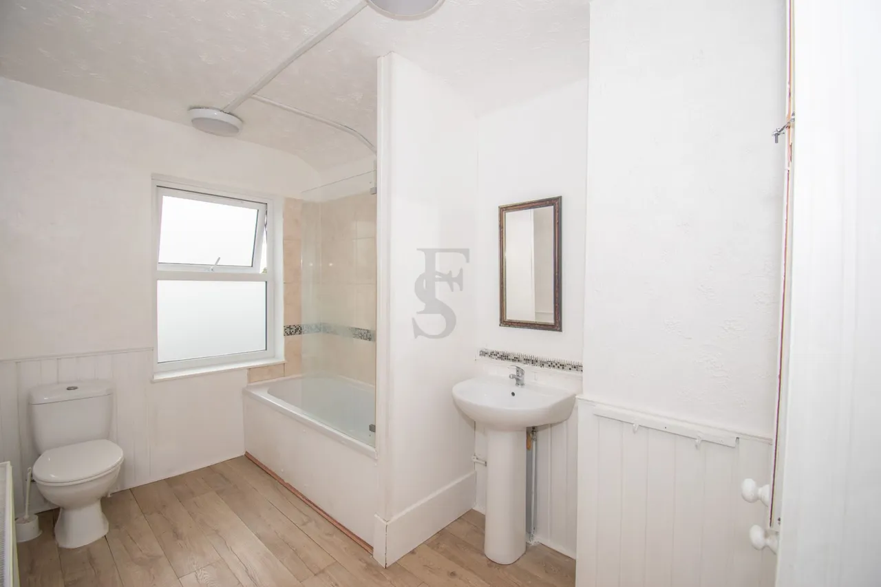 Pool Road, Leicester, LE3, photo 11
