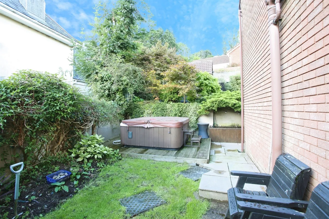 Garth View Caerphilly, CF83, photo 30