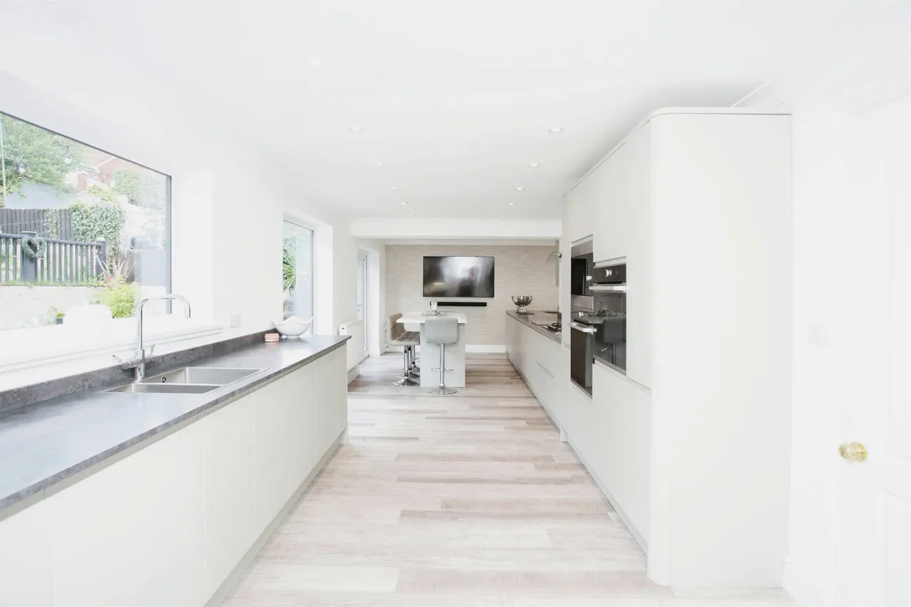 Garth View Caerphilly, CF83, photo 5