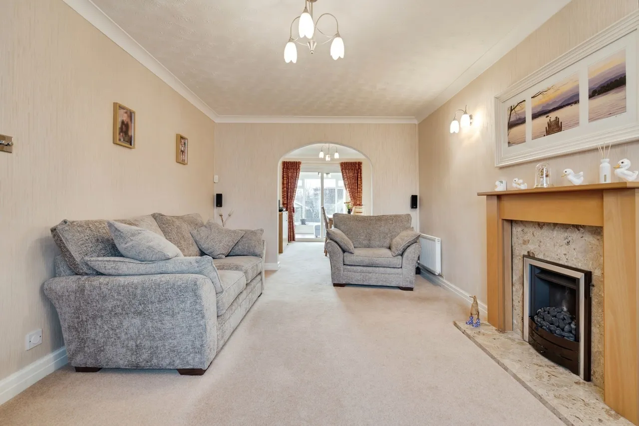 Captain Lees Gardens, Westhoughton, BL5, photo 3