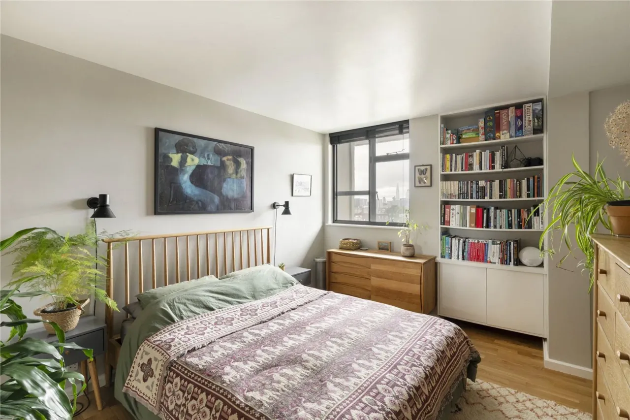 Keeling House, Claredale Street, Bethnal Green, E2, photo 8