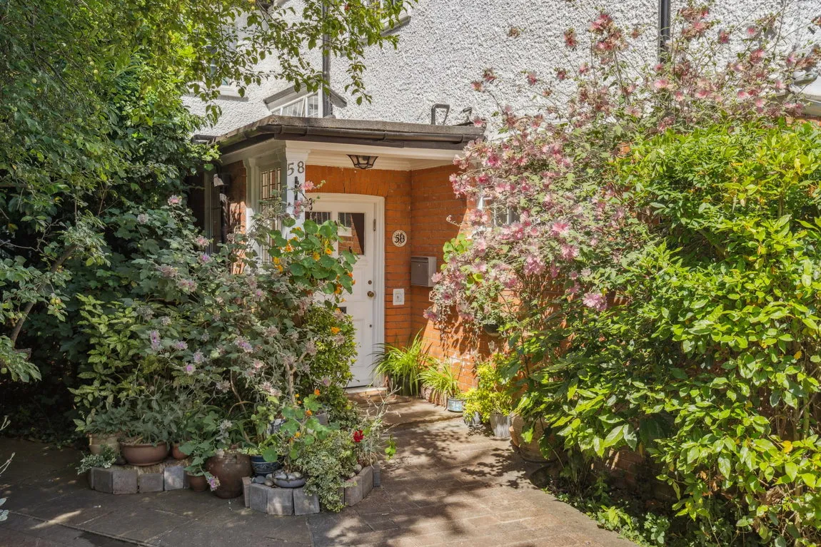 Paines Lane, Pinner, HA5, photo 5