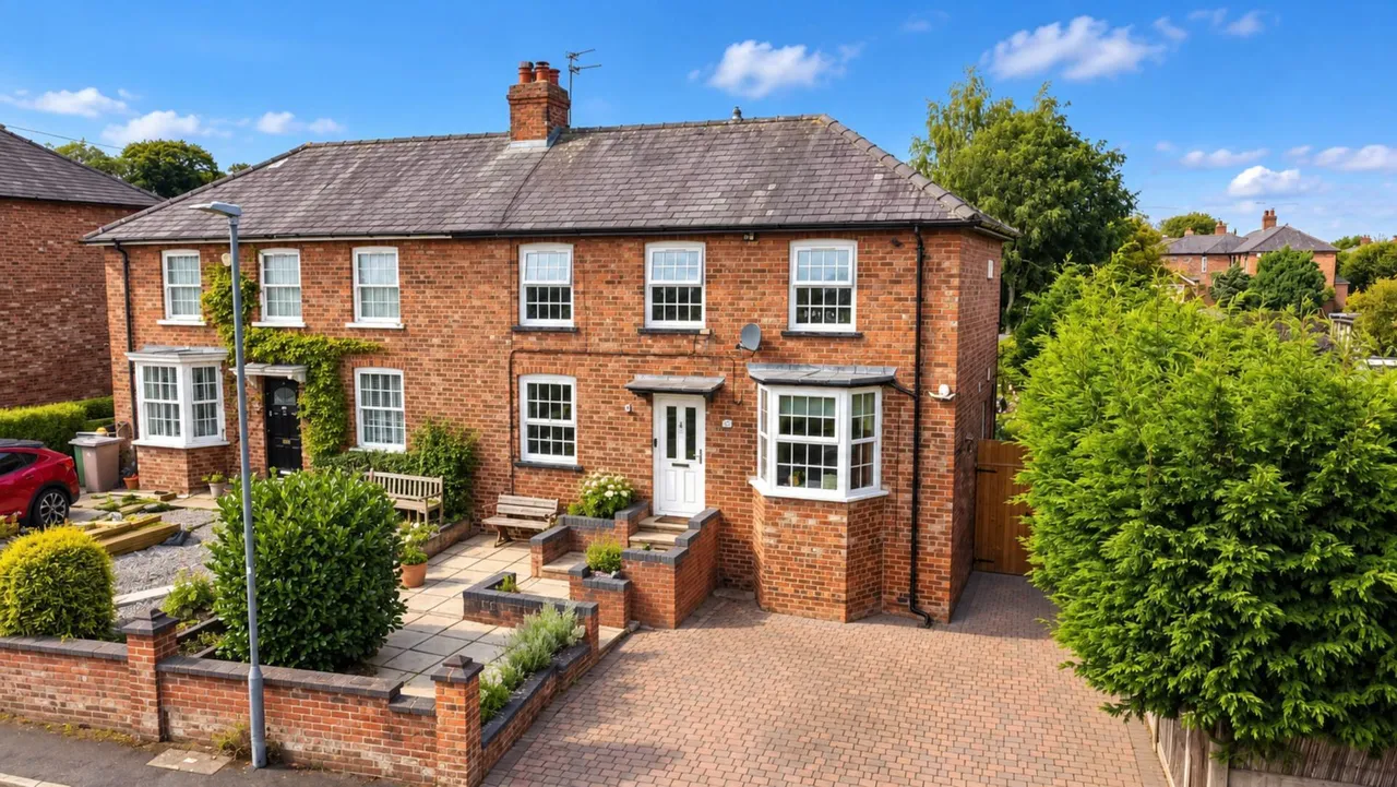 3 bed house for sale, Maple Grove, St Helens