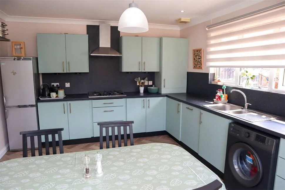Milne Court, Wishaw, ML2, photo 2