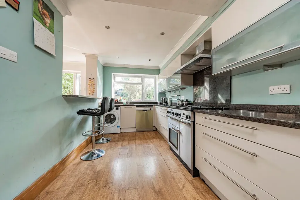 Harefield Road, North Uxbridge, UB8, photo 4