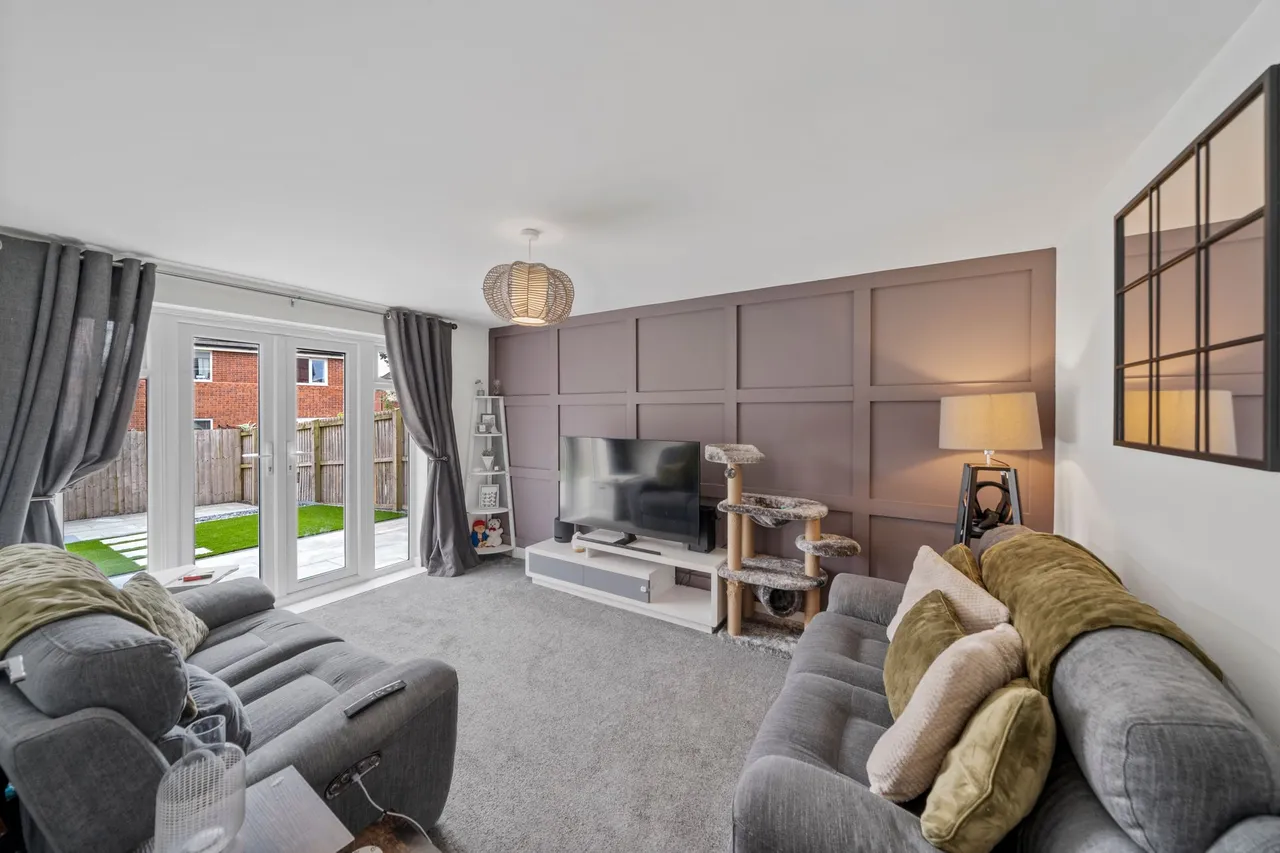 Croft Field, Golborne, Warrington, Warrington, WA3 3YR, photo 2