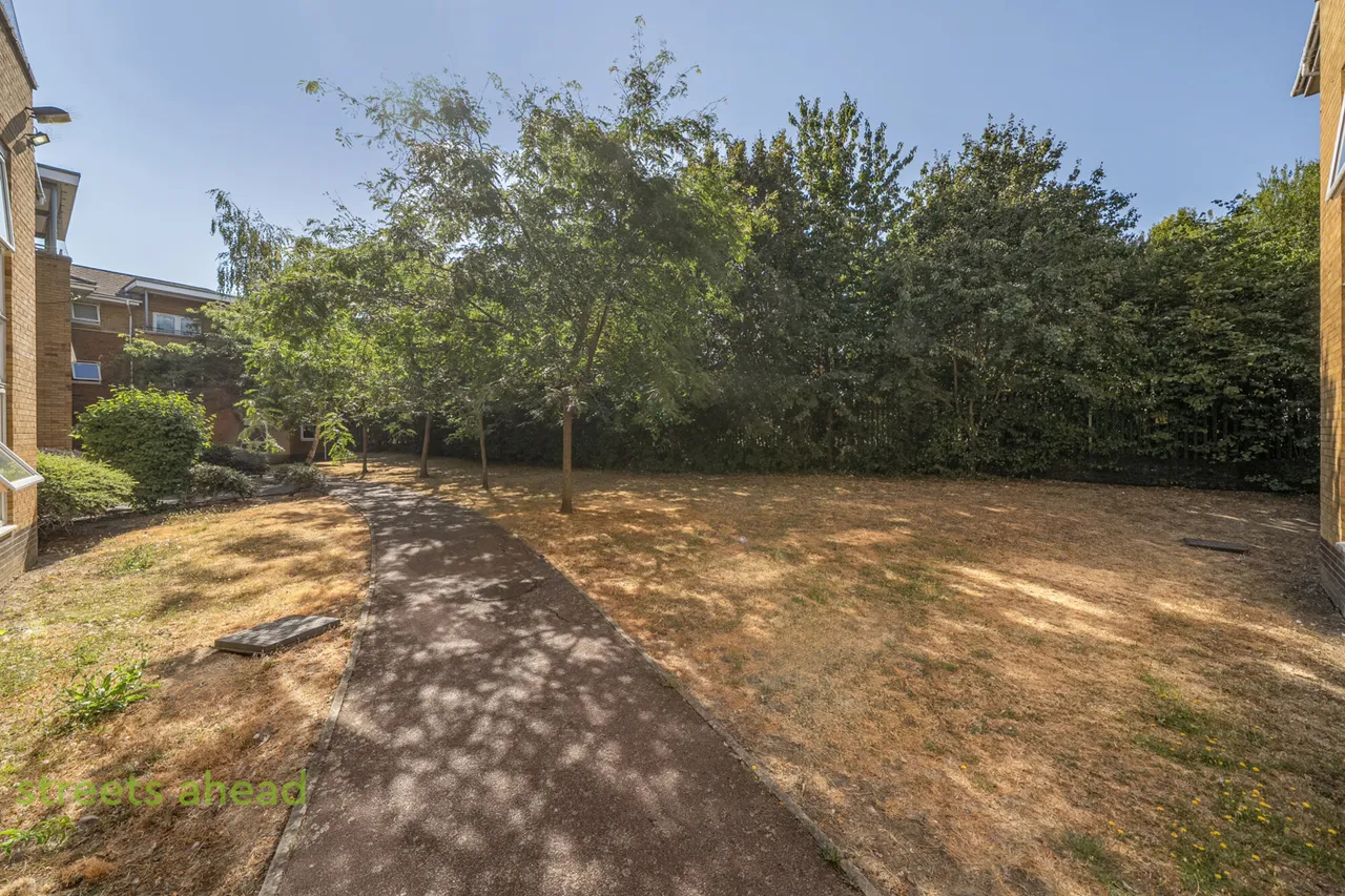 Manning Gardens, Croydon, CR0, photo 10
