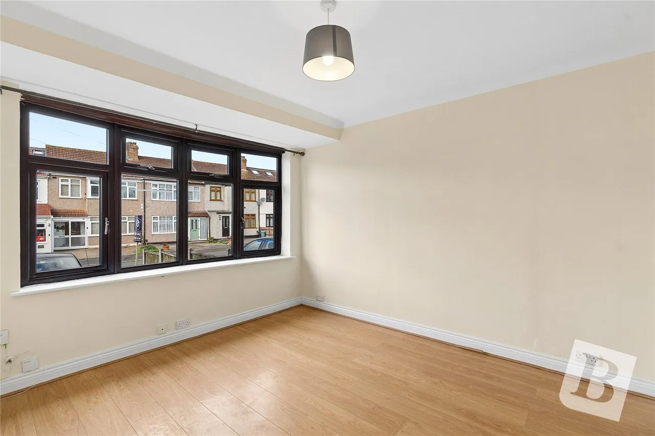 Lynton Avenue, Romford, RM7, photo 8