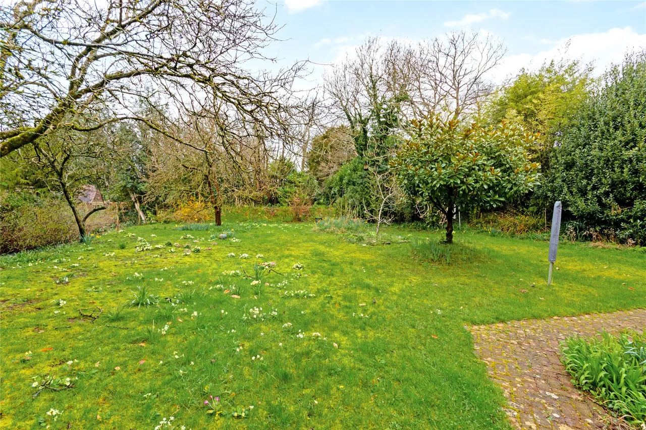 Brook Road, Sandhills, GU8, photo 35