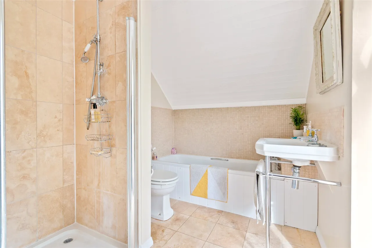 Brook Road, Sandhills, GU8, photo 26