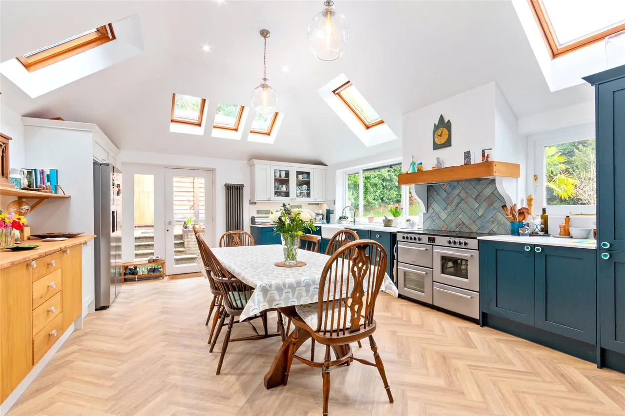 Brook Road, Sandhills, GU8, photo 3