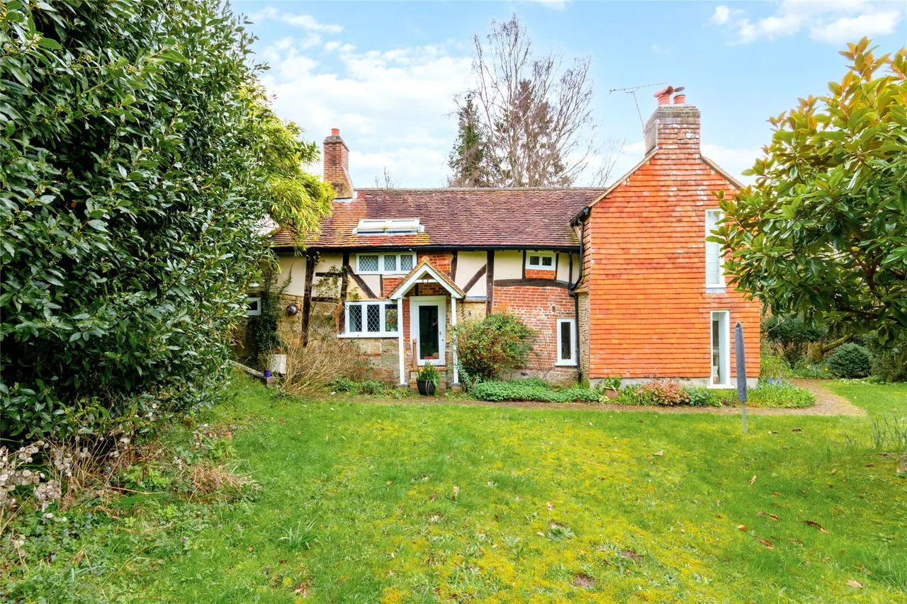 Brook Road, Sandhills, GU8, photo 34