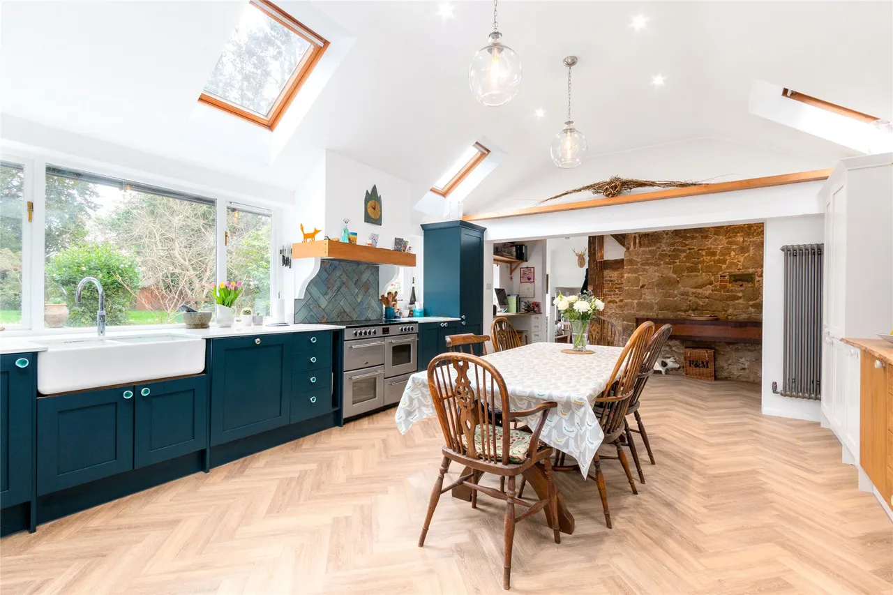Brook Road, Sandhills, GU8, photo 16