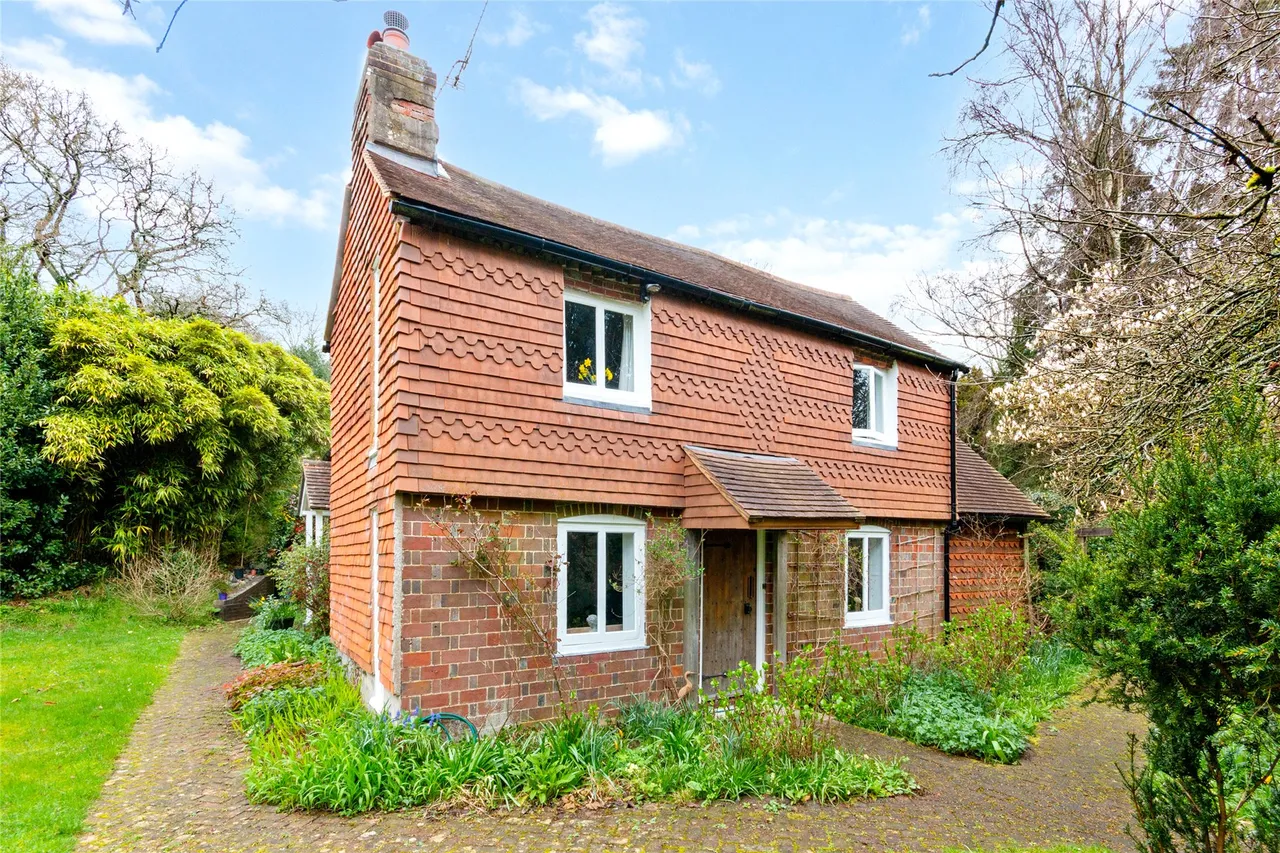 Brook Road, Sandhills, GU8, photo 33