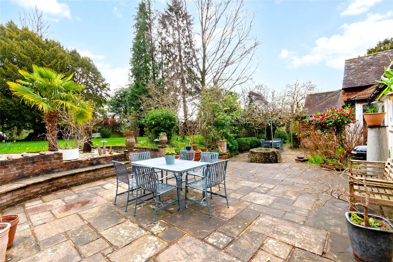 Brook Road, Sandhills, GU8, photo 30