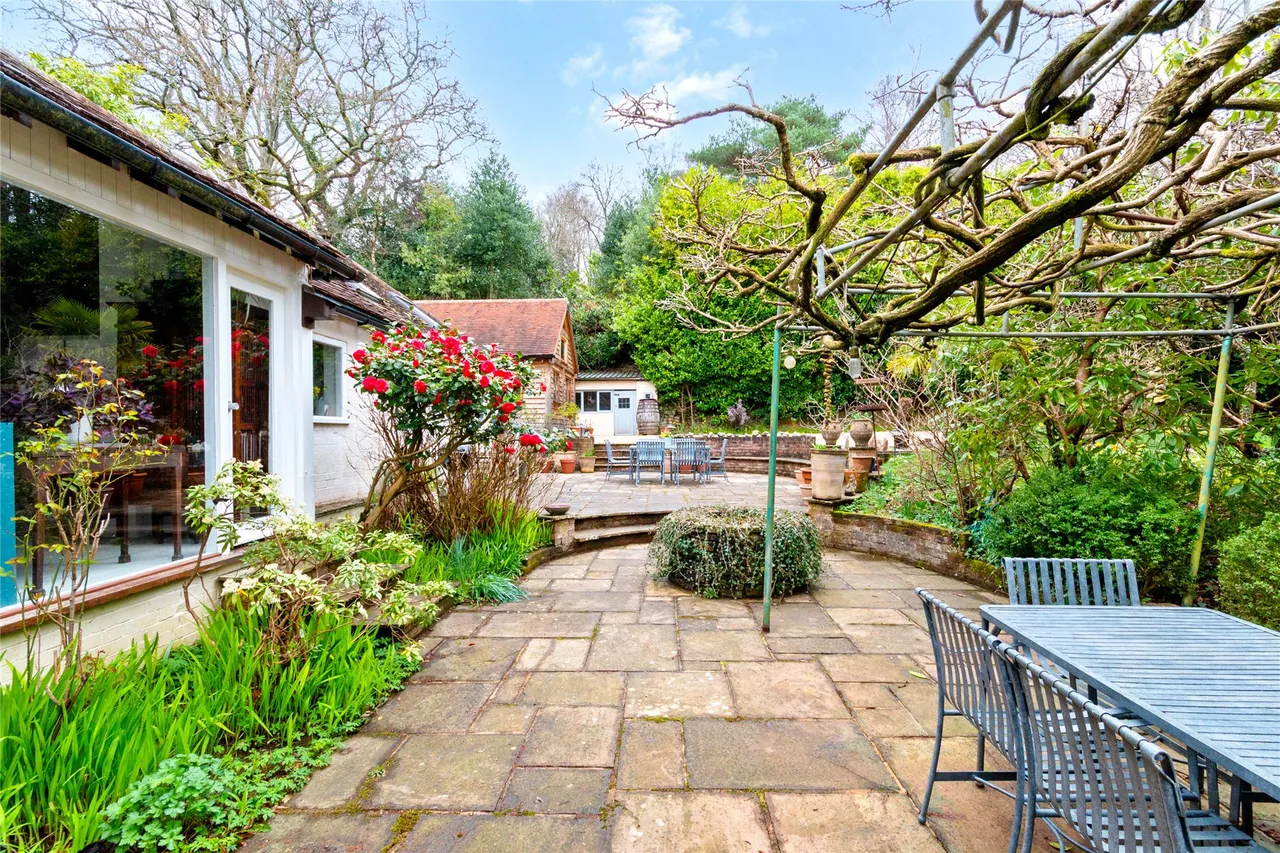 Brook Road, Sandhills, GU8, photo 31