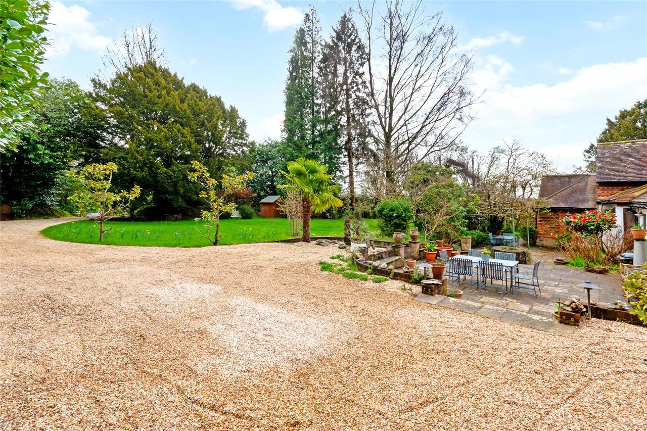 Brook Road, Sandhills, GU8, photo 28