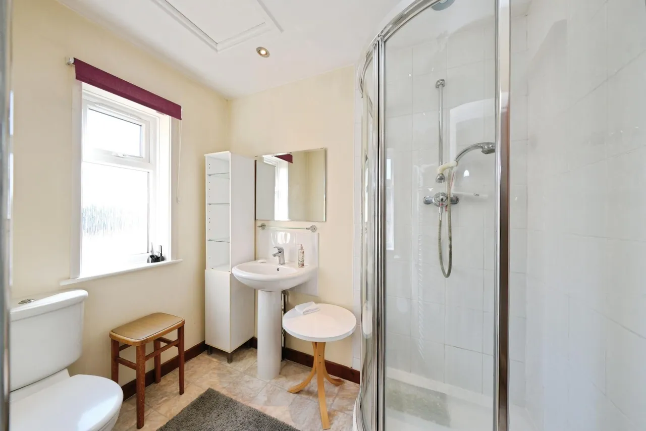 Derby Road, Nottingham, NG16, photo 13