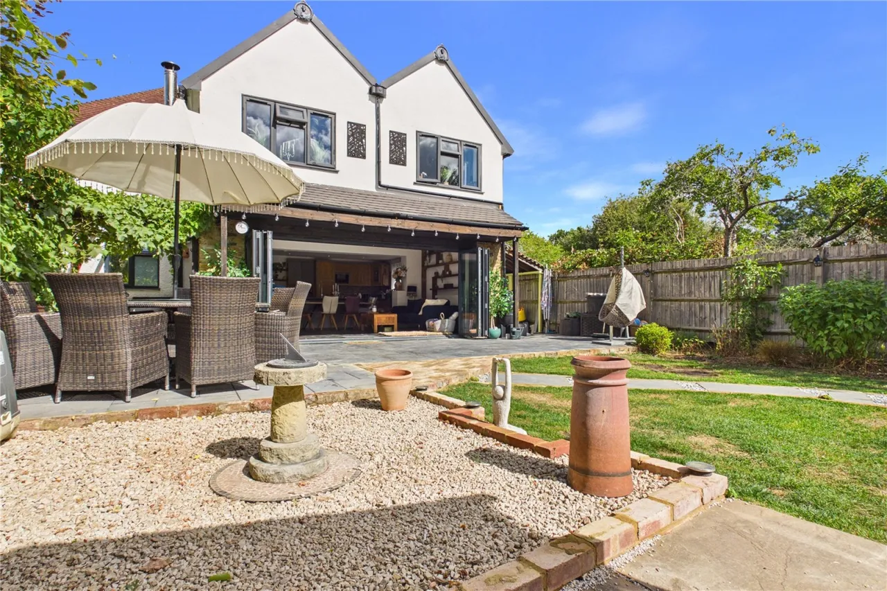 Bath Road, Beenham, RG7, photo 23