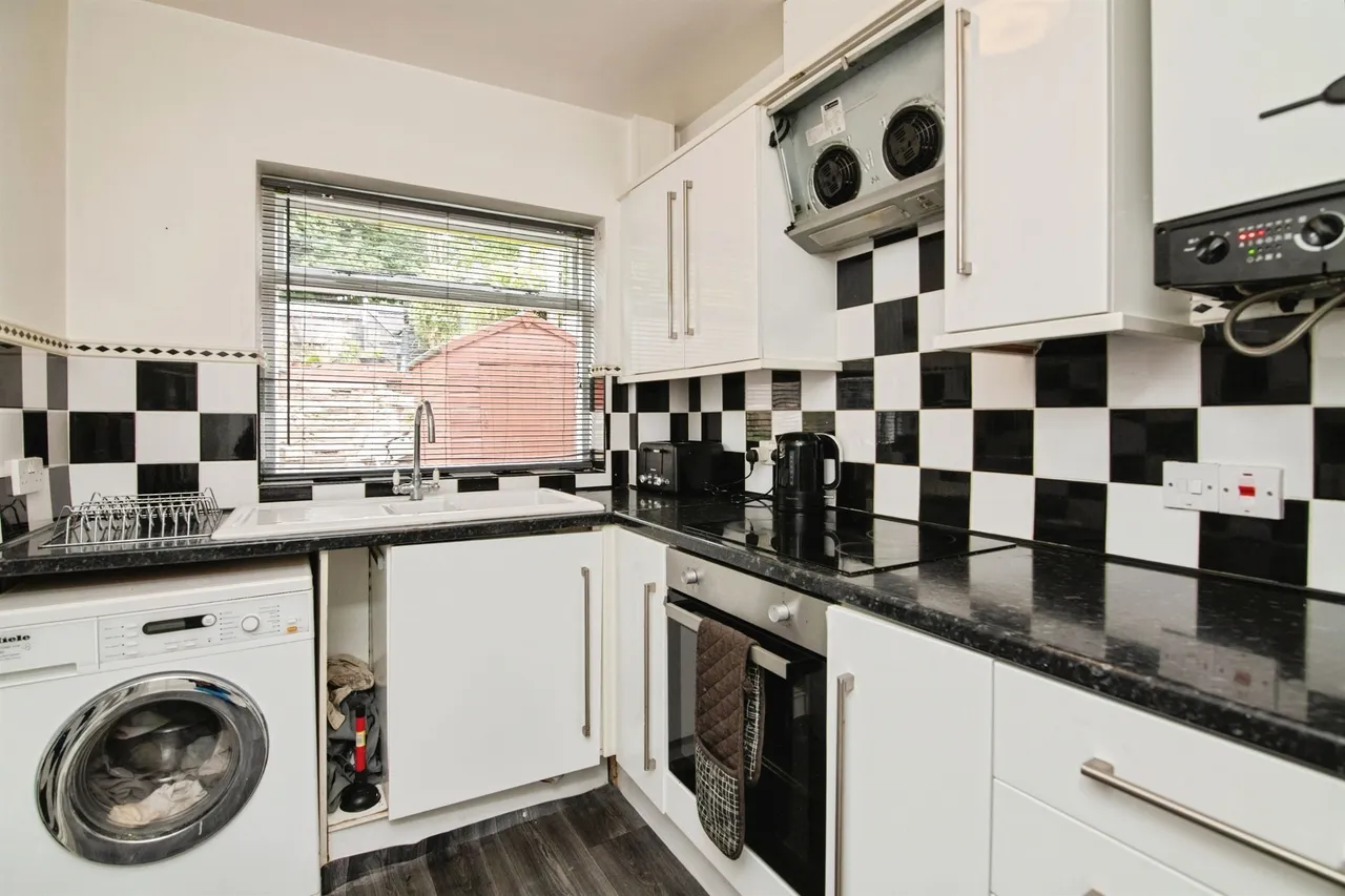 Hillyfields Road, Birmingham, photo 4