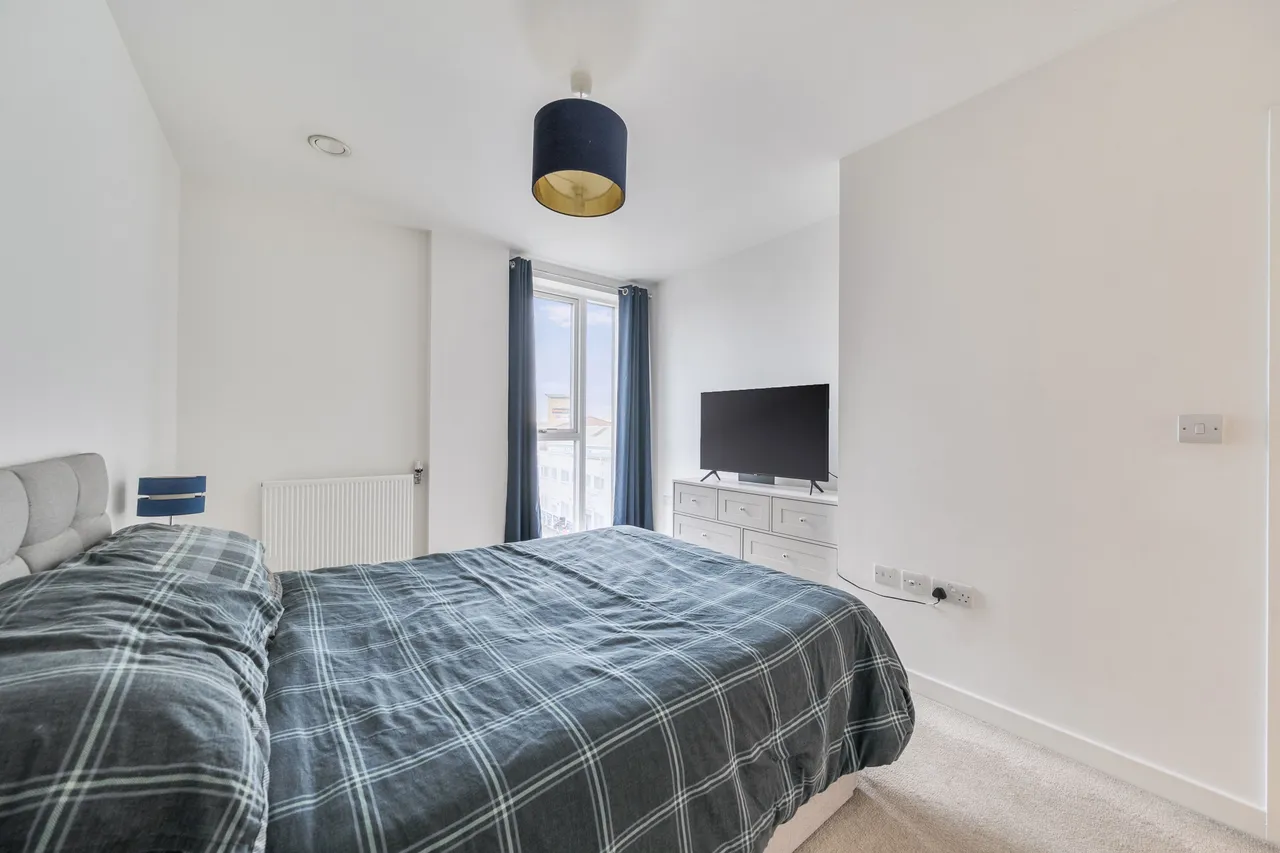 Flat 6, 2 Hampden Road, Kingston Upon Thames, photo 8