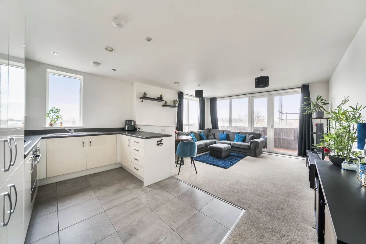Flat 6, 2 Hampden Road, Kingston Upon Thames, photo 4